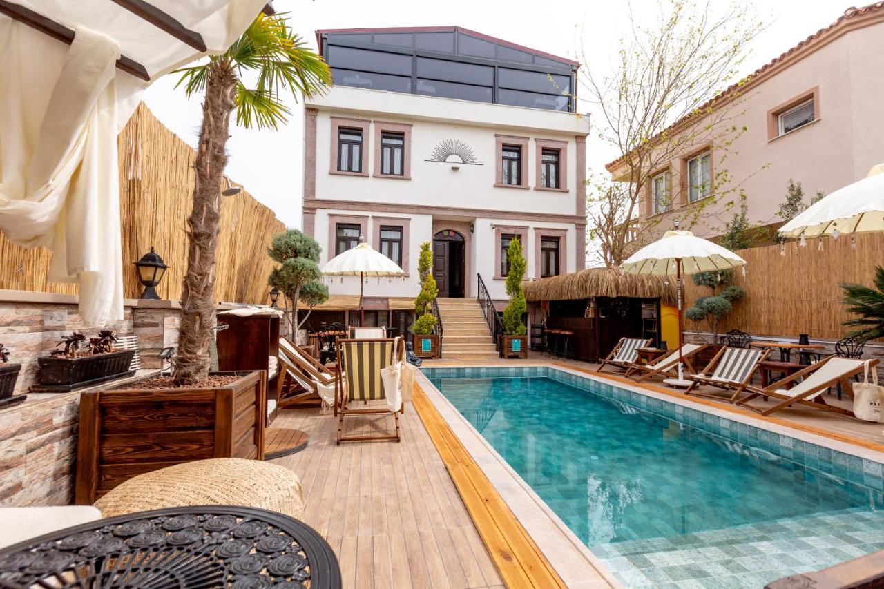 Parna Hotel Cunda Exteriör bild
