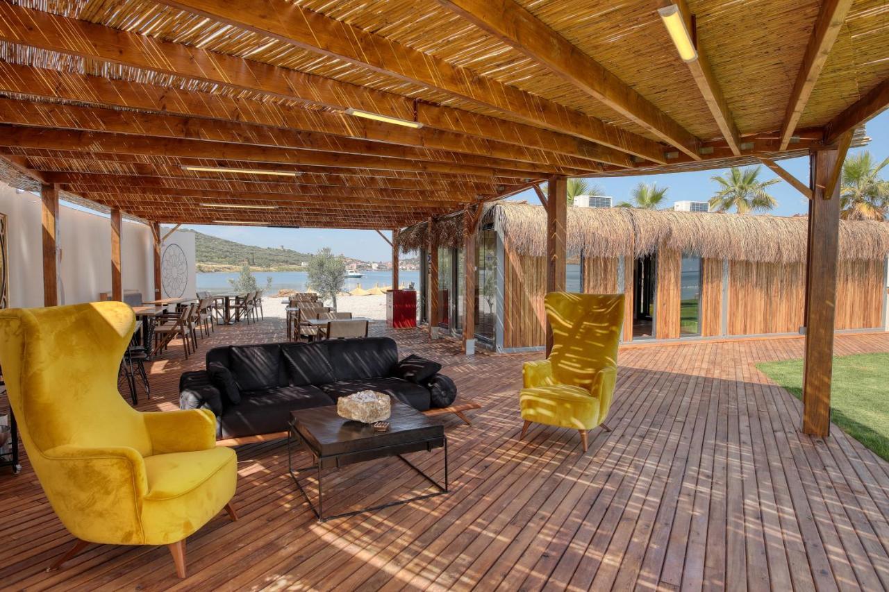Parna Hotel Cunda Exteriör bild